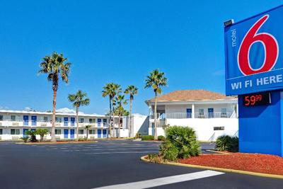 Motel 6 Destin