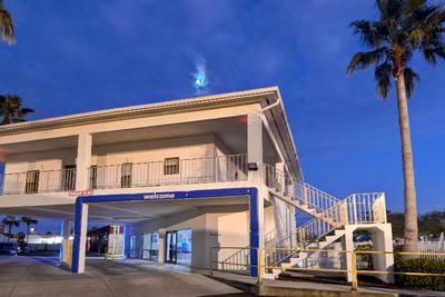 Motel 6 Destin