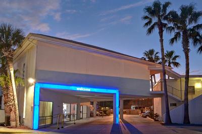 Motel 6 Destin