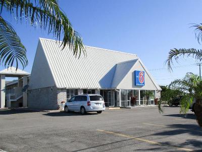 Motel 6 Englewood