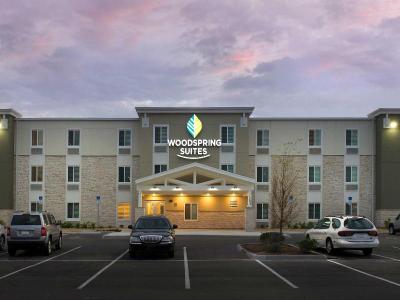 Woodspring Suites Orlando Airport