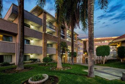 La Quinta Inn Suites By Wyndham Pomona