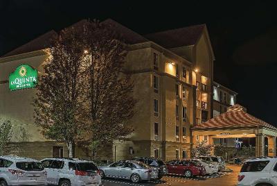 La Quinta Inn Suites By Wyndham Pigeon Forge