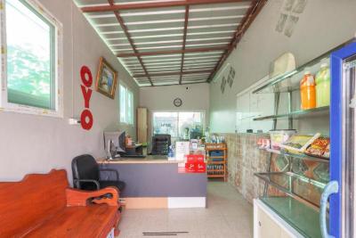 OYO 471 Sunshine Apartment