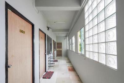 OYO 471 Sunshine Apartment