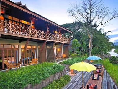 Des Artist Rose of Pai