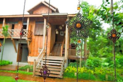 Des Artist Rose of Pai