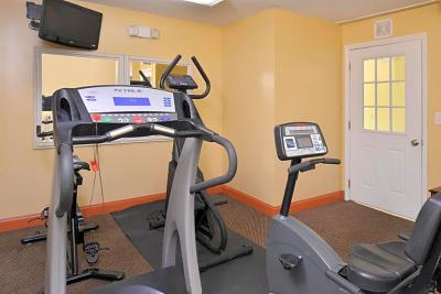 Douglas Inn And Suites