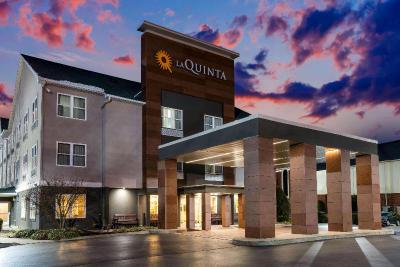 La Quinta Inn Suites By Wyndham Lebanon
