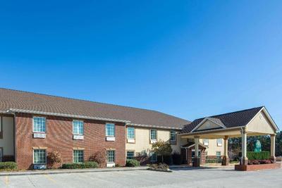 La Quinta Inn By Wyndham Calhoun
