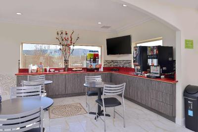 Americas Best Value Inn Suites HOU Hwy 6 Westpark