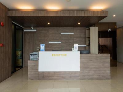 B2 Bangna Premier Hotel