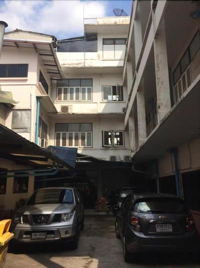 Suksawad Hotel