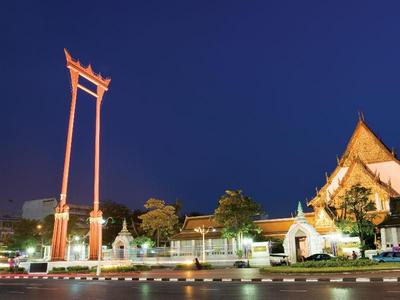 Sri Krungthep Hotel