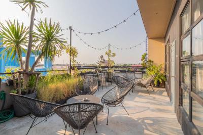 Beige Poshtels by ZUZU