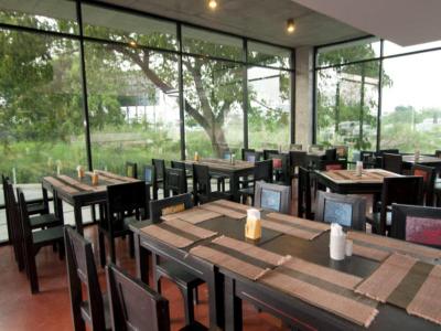 B2 Mahidol Boutique Budget Hotel