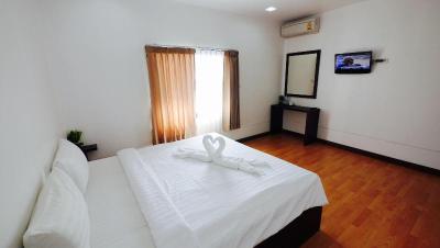 Basic Line Hotel At Loikroh