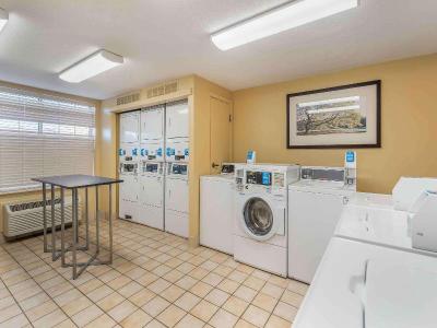 Extended Stay America Chicago Lombard Oakbrook