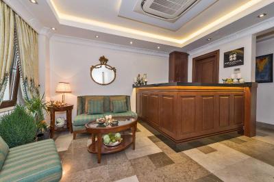 Four Doors Hotel