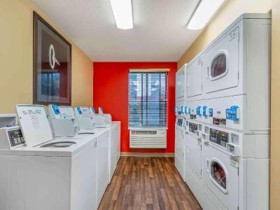 Extended Stay America Chicago Lombard Yorktown Cen
