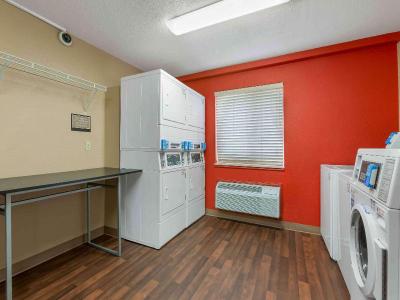 Extended Stay America Toledo Maumee