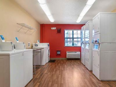 Extended Stay America Toledo Holland
