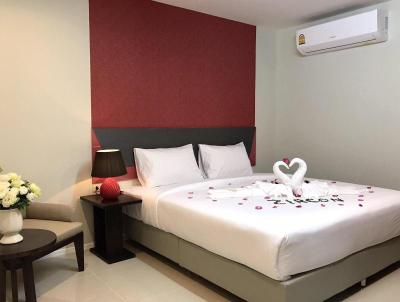Zircon Hotel