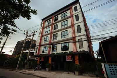 Noble Tarntong Boutique Hotel by ZUZU