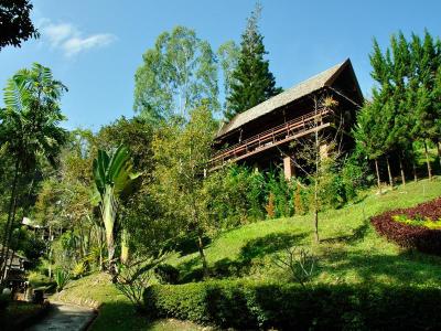 Kangsadarn Resort Waterfall