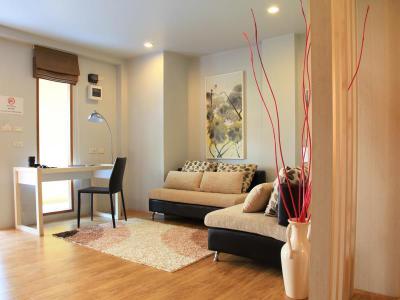 The One Residence Hotel