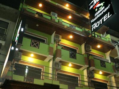 Max Hotel