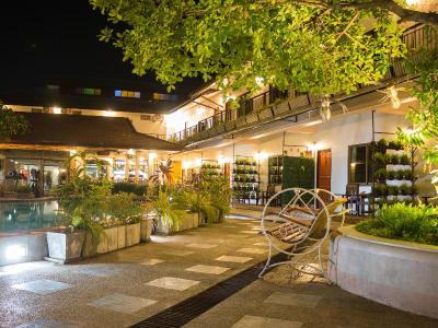 Medio de Pai Hotel