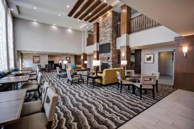 Staybridge Suites Holland