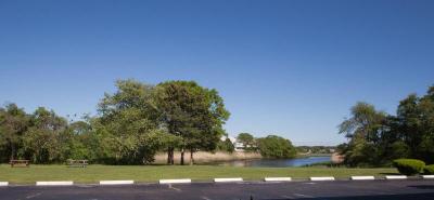 Tidewater Inn