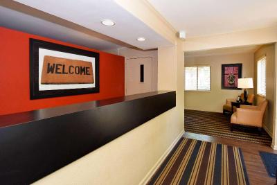 Sonesta Simply Suites Memphis