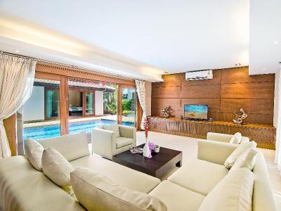 Tropicana Pool Villa