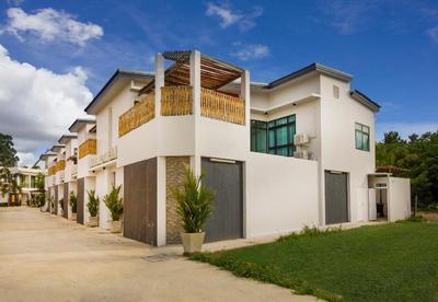 Tropicana Pool Villa