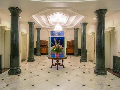 Chateau De Khaoyai Hotel Resort