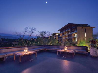 Atta Lakeside Resort Suite