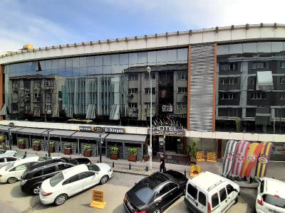 Sapko Airport Hotel