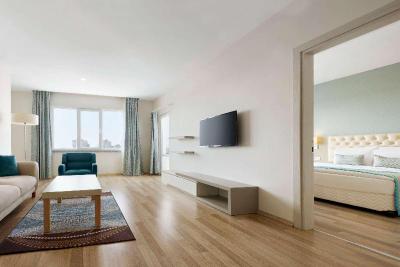 Hawthorn Suites By Wyndham Cerkezkoy