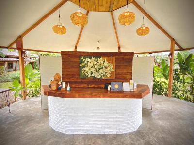 Kirina Retro House
