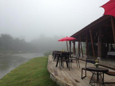 Pai River Corner Resort