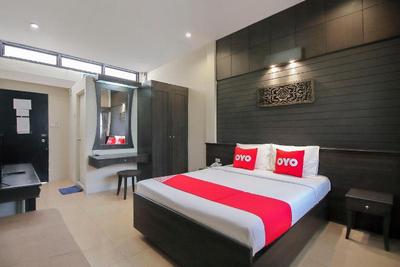 Rajata Hotel