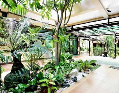 Baan Na Khon Hotel