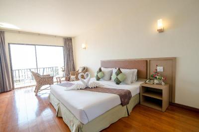 New Travel Beach Resort