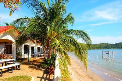 New Travel Beach Resort