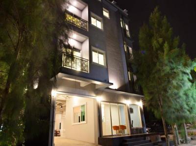 Nature Pine Residence
