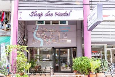 Sleep Dee Hostel by ZUZU
