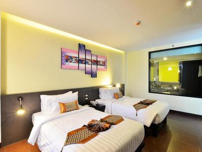 Lakkhana Poolside Resort